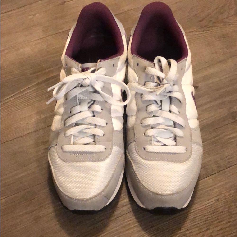 Nike Cortez grey/white/purple sz 9 sneakers